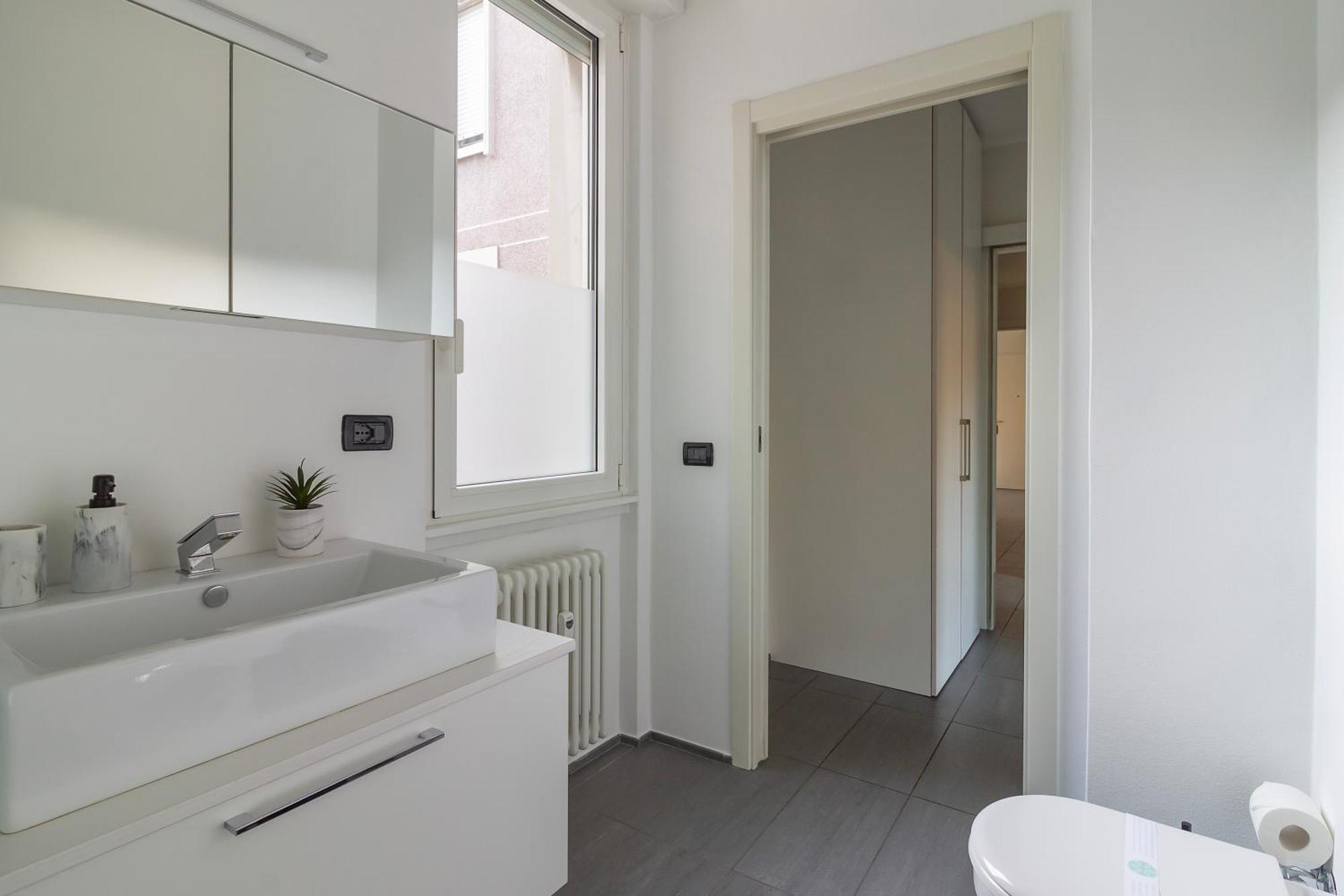 Cathedral View Trilocale Apartment Como Bagian luar foto
