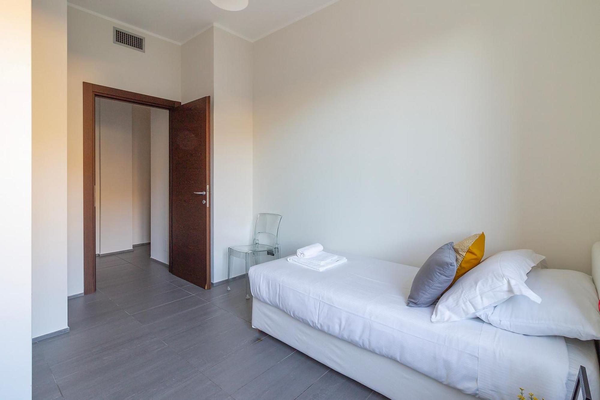 Cathedral View Trilocale Apartment Como Bagian luar foto