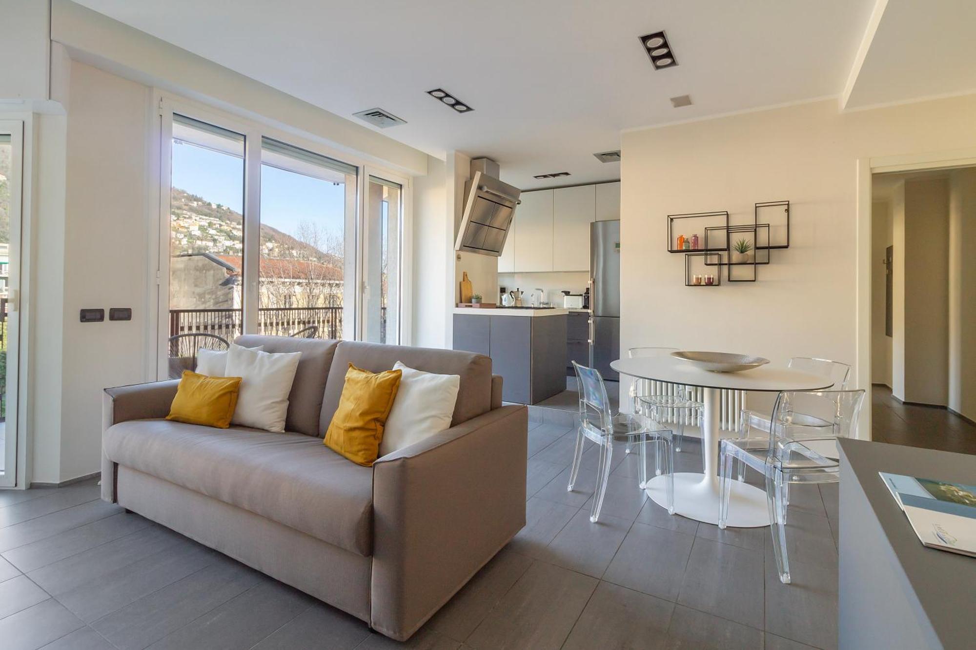 Cathedral View Trilocale Apartment Como Bagian luar foto