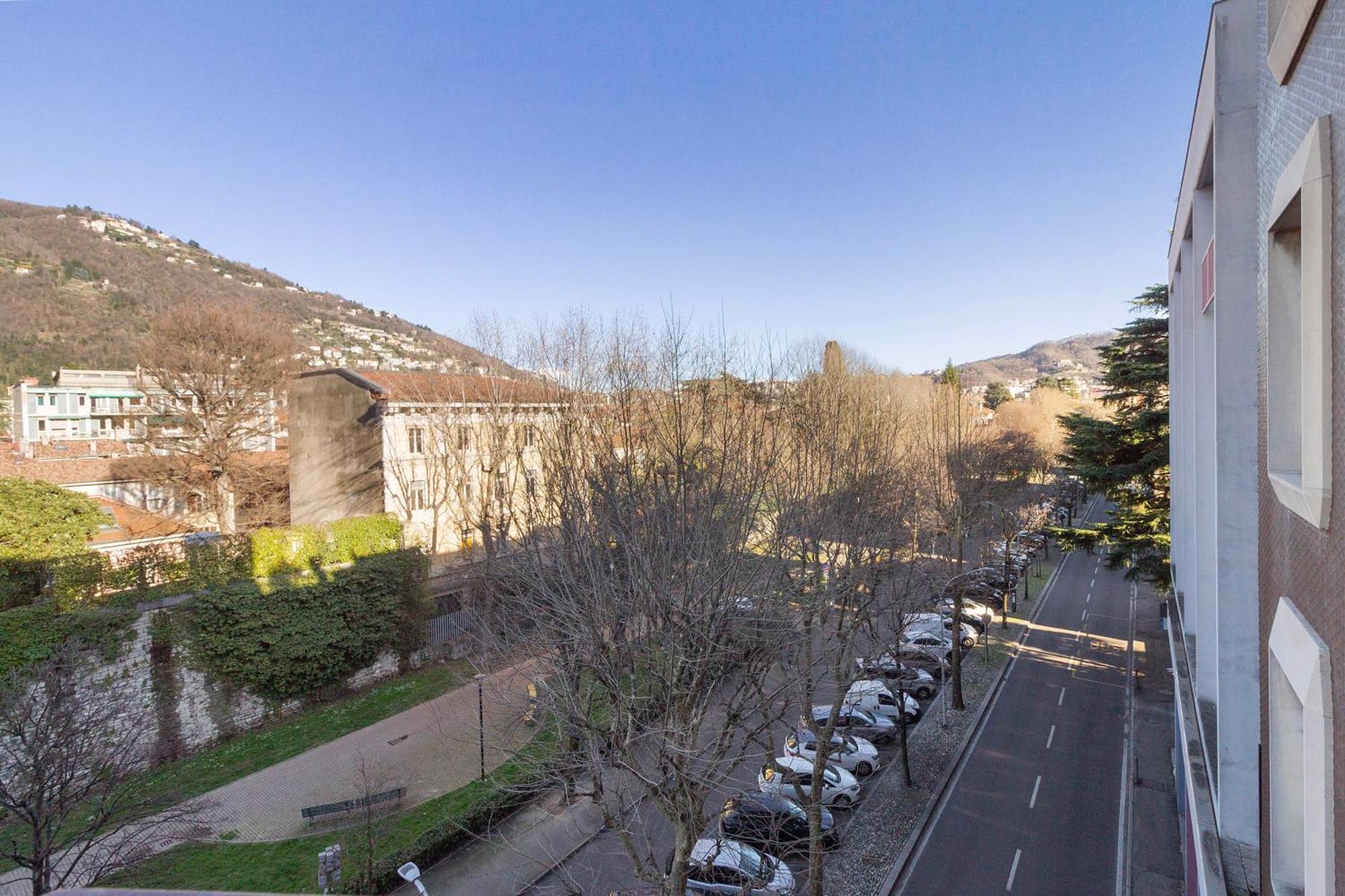Cathedral View Trilocale Apartment Como Bagian luar foto